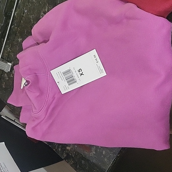 NWT Pink/Purple Carolyn Taylor Mock Turtleneck size XS - Picture 1 of 4